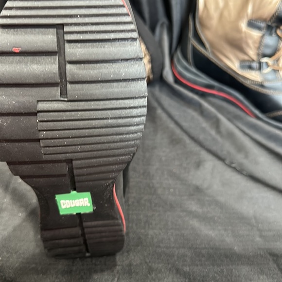 Cougar Waterproof Boots - Picture 4 of 6